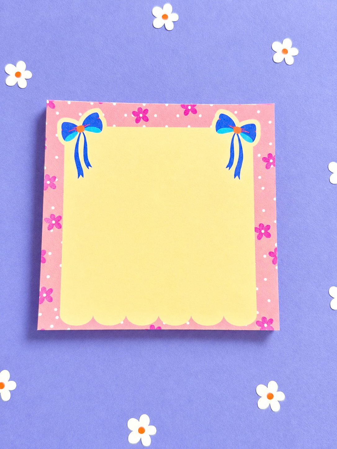 Bloc-notes Fleuri avec Rubans bleus 3,5 x 3,5 po – 50 feuilles – Papeterie kawaii rose – Cadeau papeterie 🎀🌸💙 Mémo